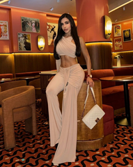 Set Euphoria nude elegante con top asimétrico y pantalón palazzo – KIKE RODRÍGUEZ