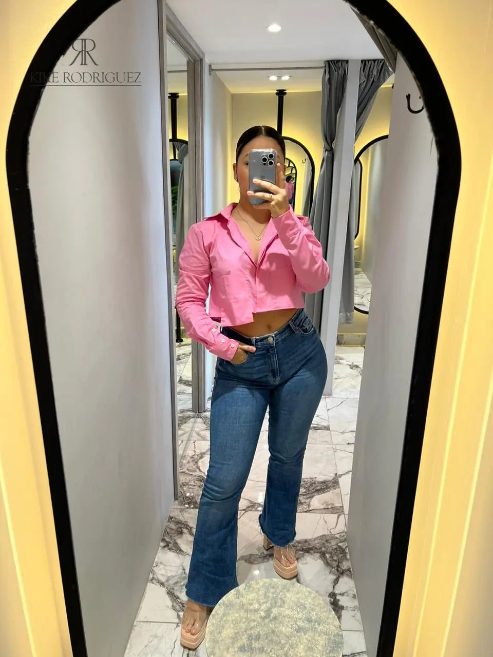 Blusa rosa con jeans best sale