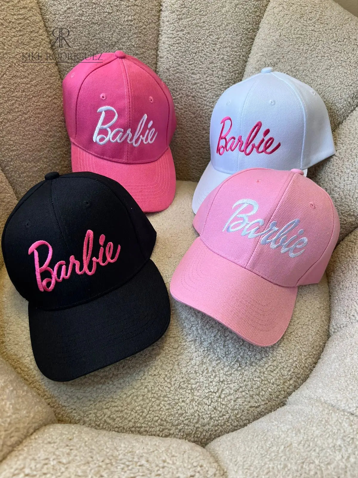 GORRA BARBIE FUCSIA