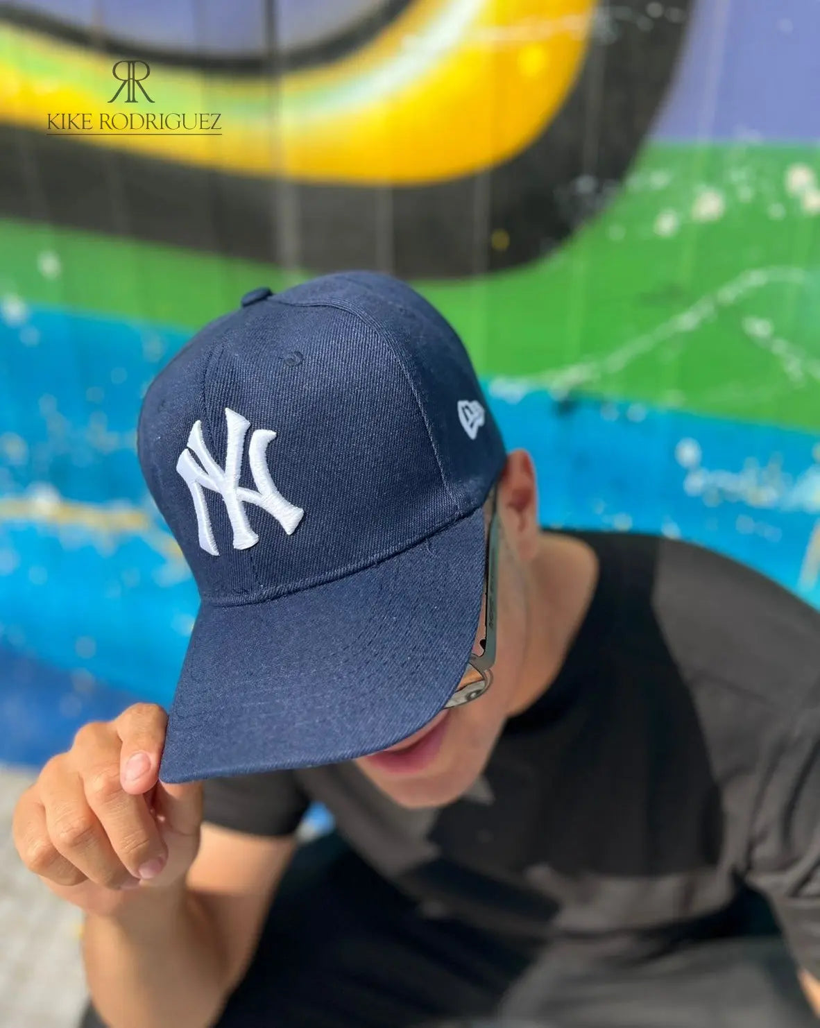 GORRAS NY UNISEX AZUL OSCURO LETRAS BLANCAS